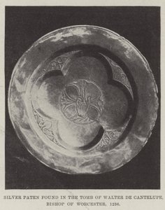Silberne Patene, gefunden im Grab von Walter de Cantelupe, Bischof von Worcester, 1236 von English Photographer