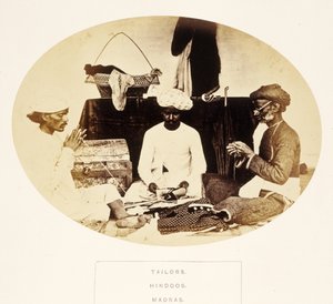 Schneider, Hindus, Madras, aus The People of India, von J. Forbes Watson, veröffentlicht 1868 von English Photographer