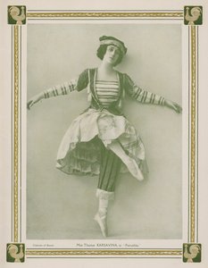 Tamara Karsavina, russische Primaballerina, in einer Ballets Russes Produktion von Igor Strawinskys Ballett Petruschka von English Photographer