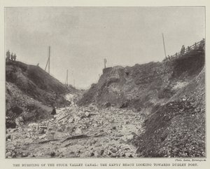 Das Bersten des Stour Valley Kanals, der leere Abschnitt in Richtung Dudley Port von English Photographer