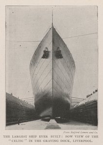 Das größte jemals gebaute Schiff, Bugansicht der Celtic im Trockendock, Liverpool von English Photographer