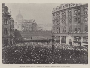 Die Marinebrigade der HMS Powerful in der Stadt, die Queen Victoria Street hinaufziehend von English Photographer