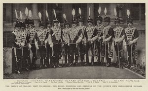 Der Besuch des Prinzen von Wales in Oxford, seine königliche Hoheit und Offiziere der Queens Own Oxfordshire Hussars von English Photographer