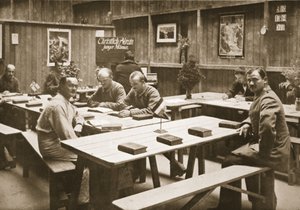 Der Lesesaal, Handforth, Illustration aus Deutsche Gefangene in Großbritannien von English Photographer