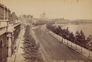 Themse-Ufer, London von English Photographer