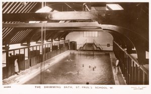 Das Schwimmbad der St. Pauls Schule von English Photographer