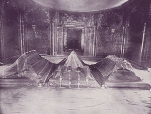 Gräber von Hyder Ali und Tippoo Sultan, Seringapatam von English Photographer