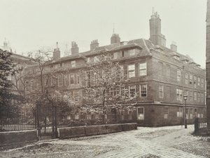 Ansicht von Clifford Inn, City of London, 1885 von English Photographer