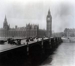 Ansicht der Westminster Bridge und des Parlamentsgebäudes