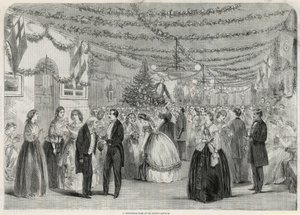 Ein Weihnachtsbaum im St. Lukes Asylum von English School