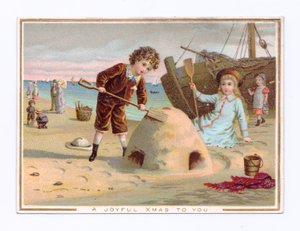 Viktorianische Weihnachtskarte mit einem Jungen, der eine Sandburg am Strand baut, ca. 1880 von English School
