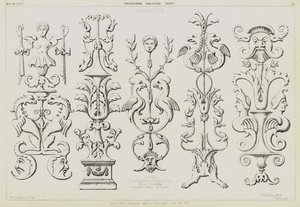Arabeske Pilaster aus dem Grab von Papst Julius II. von Michelangelo in der Kirche San Pietro in Vincoli, Rom, Italien von English School