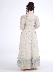 Rückansicht eines Tageskleides, ca. 1815