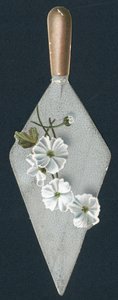 Maurerkelle und Blumen, Weihnachtskarte von English School