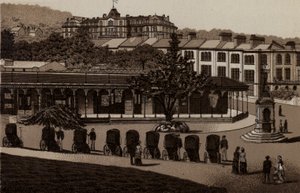 Buxton: Heiße Bäder und Kolonnade von English School