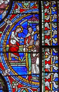 Detail eines der Bibelfenster, das Daniel und die Ältesten zeigt (Detail) von English School