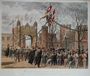 Eton School und der Bogen der Jungen. Besuch von H.R.H. Prinzessin Alexandra von Dänemark, 9. März 1863 (farbiger Stich) von English School
