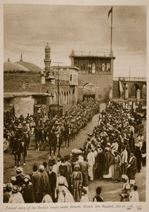 Formeller Einzug der britischen Truppen unter General Maude in Bagdad, 11. März 1917, 1917-19 von English School
