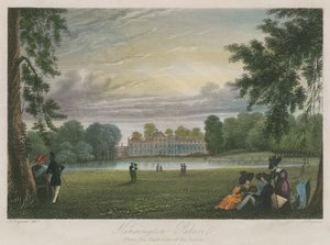 Kensington Palace, London, von der Ostseite des Beckens