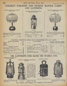 Seite aus dem Army and Navy Stores Katalog von English School