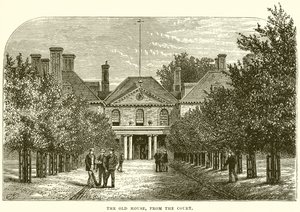 Das alte Haus, vom Hof aus von English School