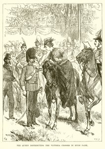 Die Königin verteilt die Victoria-Kreuze im Hyde Park