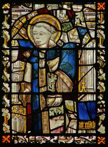 Das Ostfenster, das einen fragmentarischen heiligen Stephanus darstellt von English School