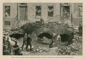 Die Gasleitungsexplosion: Szene in der Charlotte Street, Tottenham Court Road, am Montagabend von English School