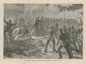 Der Mob reißt die Geländer im Hyde Park nieder
