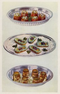 Tomatencremes; Sardellen-Gondeln; Garnelen in Aspik von English School