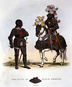 Zwei schwarze Rüstungen