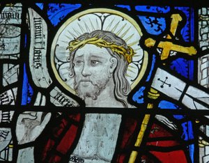 Fenster N5 zeigt Christus der Auferstehung von English School