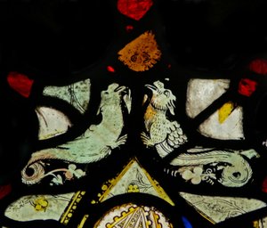Fenster NaEw, Darstellung von Drachen - 2 von English School