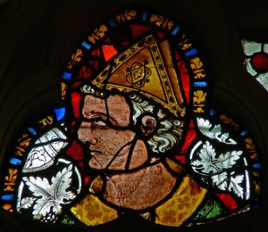 Fenster s-2 mit St. Cuthbert von English School