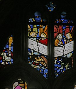 Fenster s2 mit dem singenden Engelschor; Engel - Weihrauch schwenkend