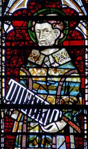 Fenster w2, St. Laurentius darstellend