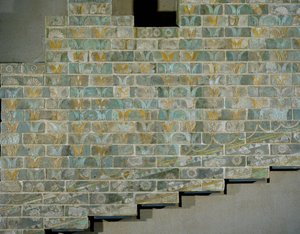 Rampe unter einer Treppe, Susa, Palast des Königs Dareios