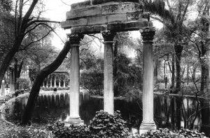 Die Naumachias-Korinthischen Säulen, Parc Monceau, Paris, 1931 von Ernest Flammarion