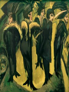 Fünf Frauen auf der Straße