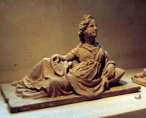 Etruskische Kunst: Graburne mit Darstellung der Ehefrau des Verstorbenen mit einem Fächer von Etruscan Etruscan