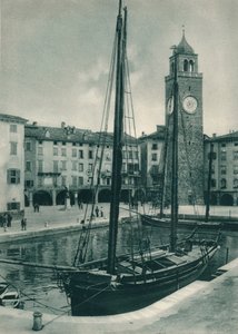 Hafen und Torre Apponale, Riva del Garda, Italien, 1927