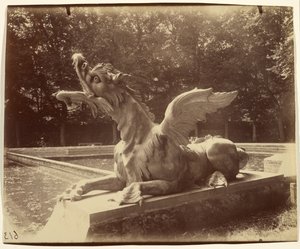 Großes Trianon, Drache von Hardy von Eugène Atget