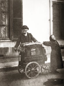 Orgelspieler, um 1898-99 von Eugène Atget