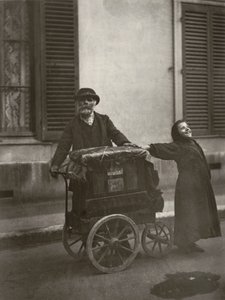 Straßenmusiker von Eugène Atget