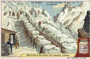Eisblöcke auf einem Gletscher schneiden von European School