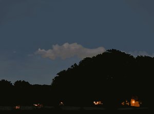 Feld und Himmel in der Dämmerung, Prospect Park, Brooklyn von Evan Sklar