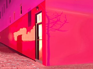 Rotes Licht von Sirene und Schatten eines kleinen Baumes an der Gebäudeseite in der 12. Straße in einer verschneiten Nacht von Evan Sklar