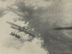 Flugzeug im Flug von Fedele Azari