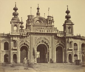 Ein Tor, das zum Kaiserbagh-Palast führt