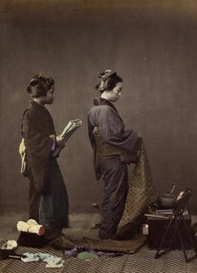 Anlegen des Obi oder Gürtels von Felice Beato